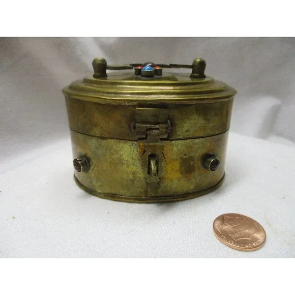 Oval Brass Box with Jewels, India, trinket‎ box, Jewelry box,