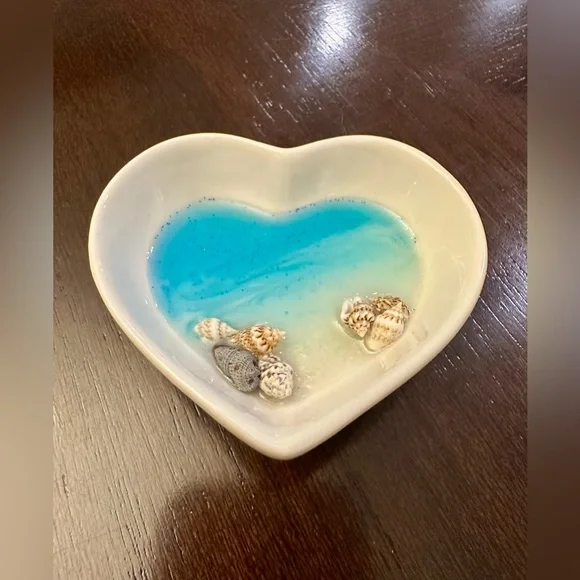 Ceramic coastal heart jewelry dish.
