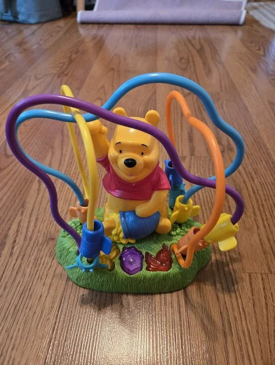 2000 Mattel Fisher Price Winnie the Pooh Slide N Spin Bees Bead Maze Tested Toy