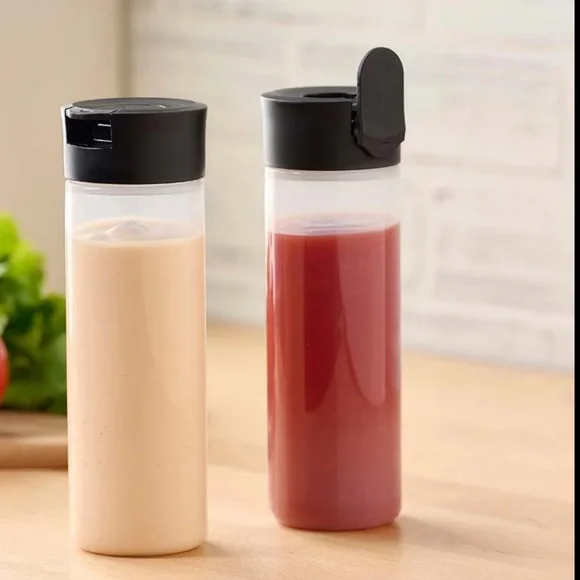 Set of 2 Tupperware Squeeze It Bottles