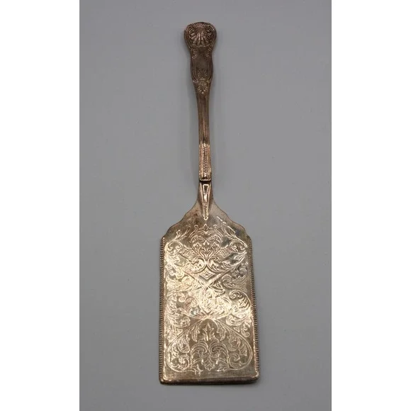 Silver Plated Etched Floral Cake Pastry Server Shell Handle Vintage Style 10.5