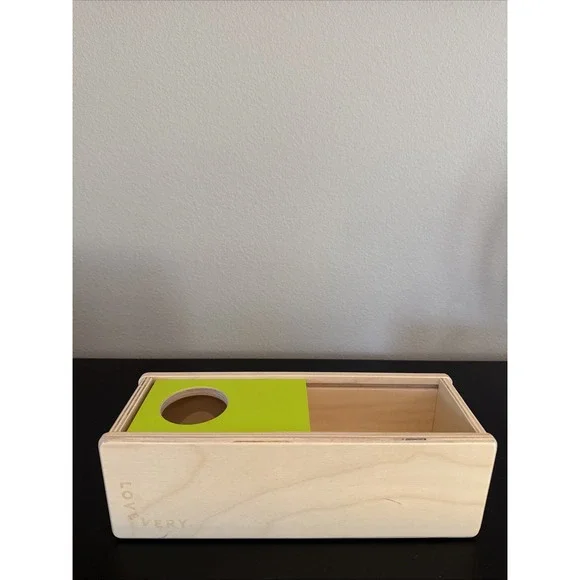 Lovevery wooden sliding top‎ box (w 1 Ball) thinker play kit montessori