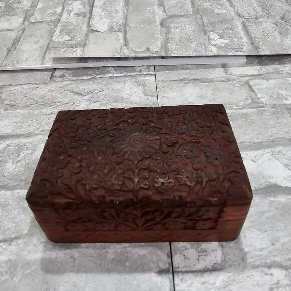 Wooden Felt Lined Jewelry Box‎ Carved Floral Boho Decor Keepsake Box