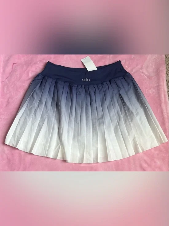 ALO Grand Slam Tennis Skirt Ombre Pleated Skater Skirt — Navy to White