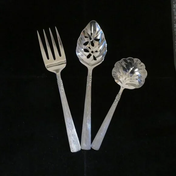 Pfaltzgraff Naturewood Set of 3 Stainless Serving Pieces