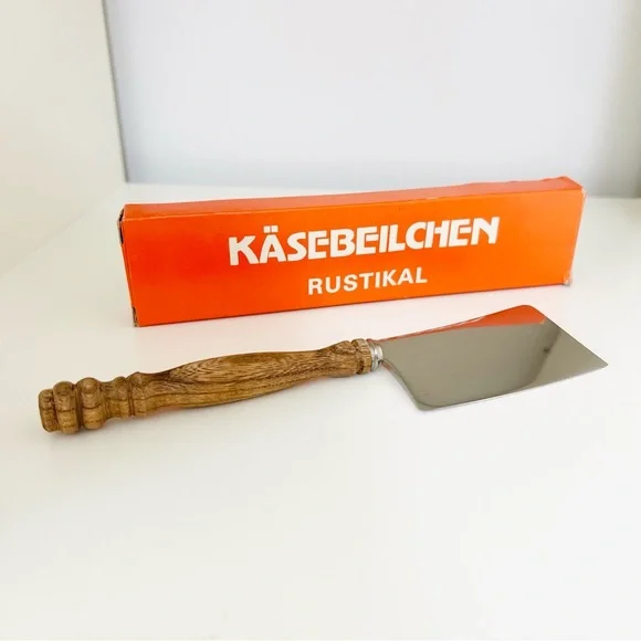 Vintage NEW Käsebeilchen Rustikal Cheese Knife Wood Handle