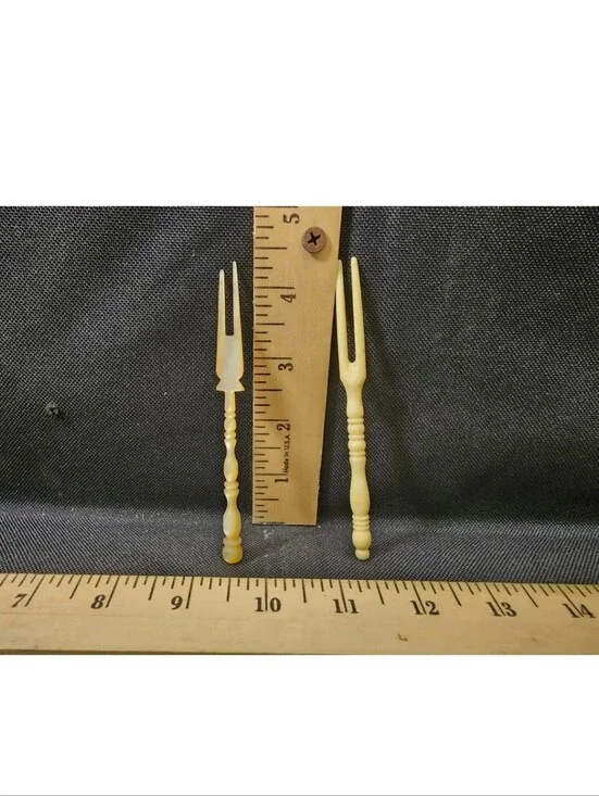 Vintage Mother Of Pearl Olive Forks Hors d'Oeuvre Server Used