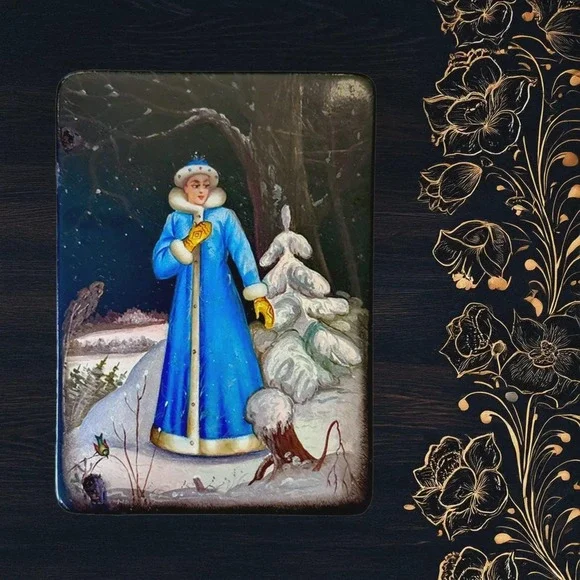 vtg Russian Lacquer Box Snow Maiden Snegurochka‎ Hand-Painted Winter Fedoskino