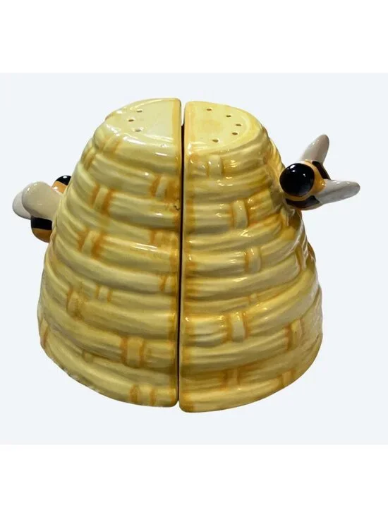 Bee Themed Ceramic Salt and Pepper Shakers By THT 2002  2-Piece Set