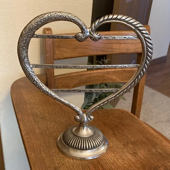 Earring Display Stand Heart