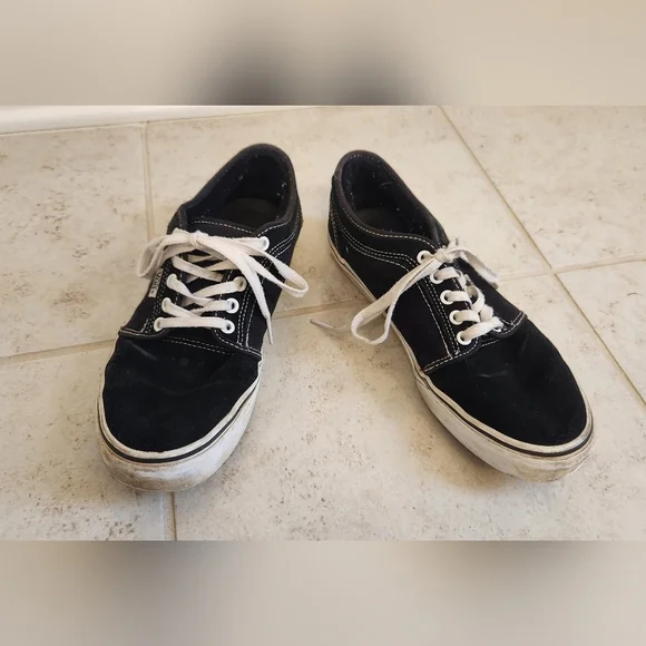 Black White Canvas Sneaker Shoe‎ VANS Mens Size 8.5 READ