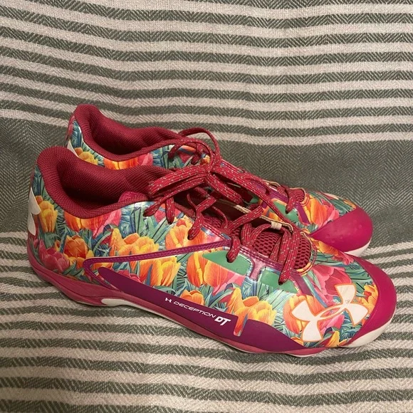Under Armor Mother’s Day LE Pink and Tulip Cleats Size‎ 13