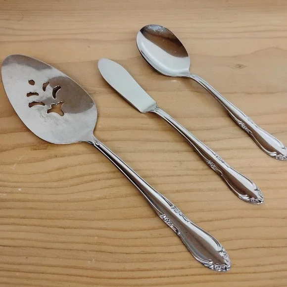 Oneida Plantation Custom Stainless Flatware 3 Pc Lot Pie Server Butter Spreader