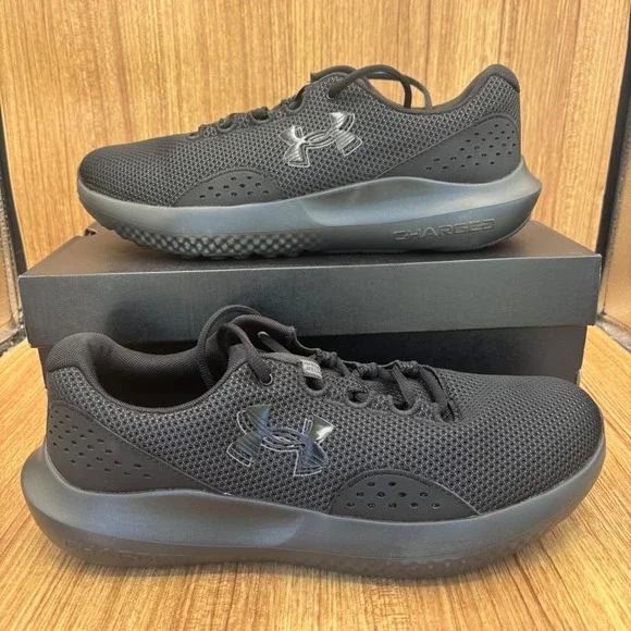 Under Armour Charged Surge 4 Mens 11.5 Black 4E Extra Wide Running Shoes NEW