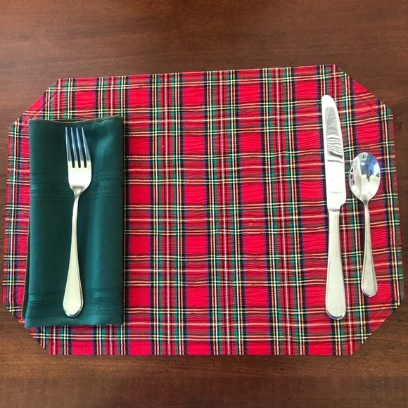 4 Holiday Placemats❗️❗️❗️❗️