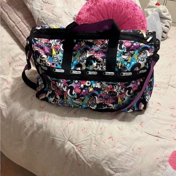 LeSportsac Deluxe Large Weekender Bag,