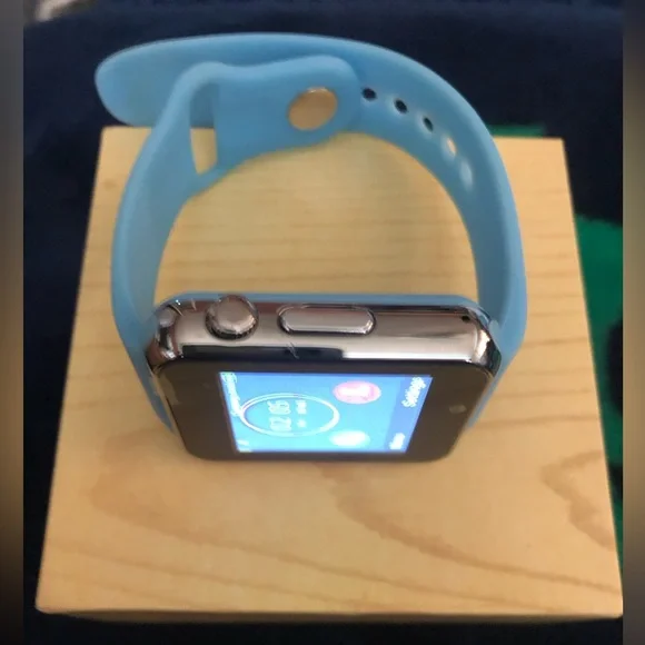BRAND NEW DZ09 SMART WATCH