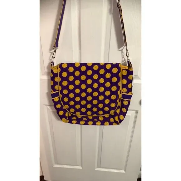 Belvah Messenger Style Diaper Bag with changing pad New with tag.