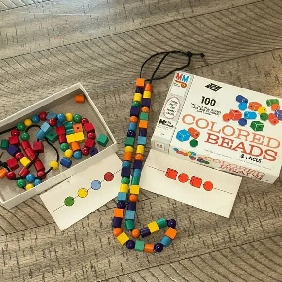 Made in 🇺🇸 Colored Beads & Lace Set 1985 Kick it Old School 🏫 Grades K-5 RETRO