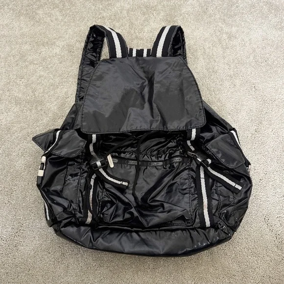 LeSportsac Voyager Black Patent‎ Drawstring Backpack Bag Large Travel