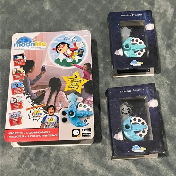 Moonlite Story Projector Bundle 3 Sets Projector 5 Games‎ 2 Extra Projectors