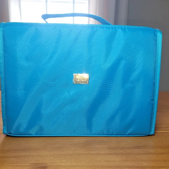 JM New York Travel‎ Organizer