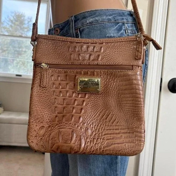 Y2K 2000s Marc fisher brown reptile print shoulder bag