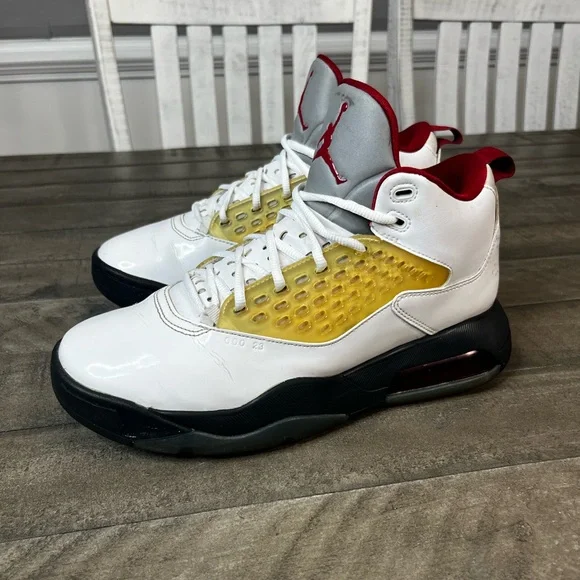 Nike Air Jordan‎ Maxin 200 Men Size 8