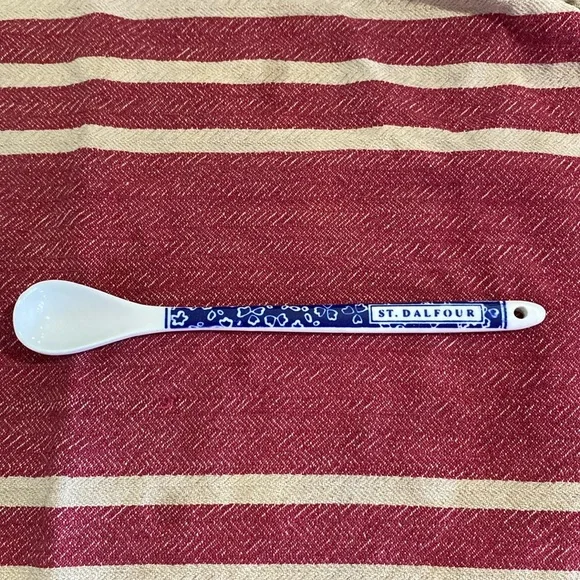 St Dalfour porcelain spoon.