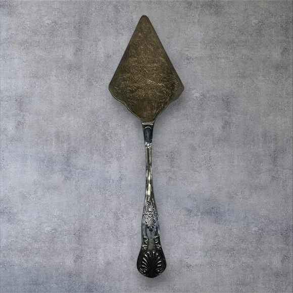Vtg Antique Silverplate Cake Server Serrated Pie Slicer Floral Shell Ornate‎