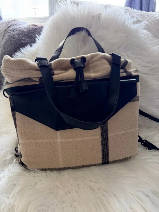 BEIS The Messenger Tote Backpack Cream Plaid Wool Blend Black Trim Preowned