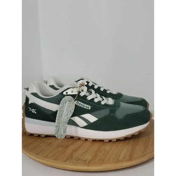 Reebok Men's Drive Dark Green White Retro Sneaker Gum Sole NWT Size 8.5