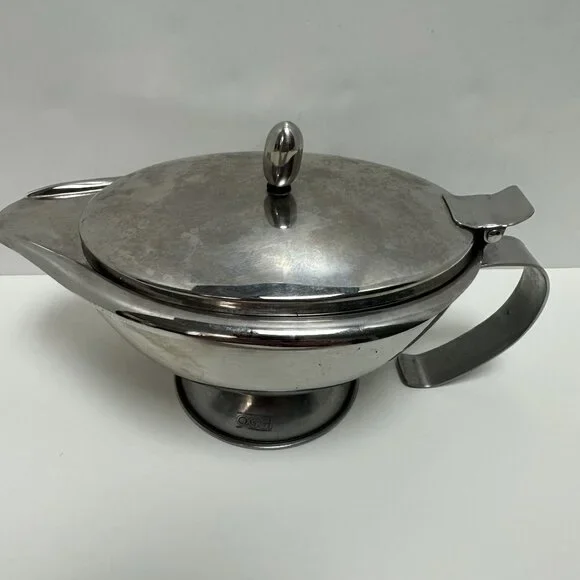 Oggi 12 Oz Stainless Steel Double Wall Gravy Server Hinged Lid