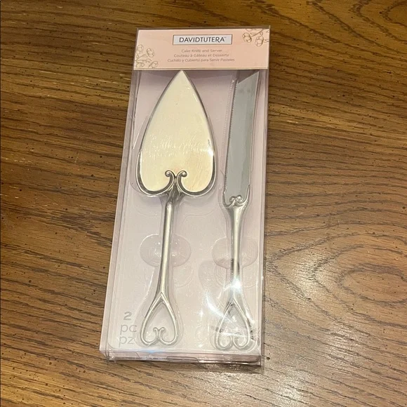 David Tutera‎ Silver Heart Handle Cake Server Set