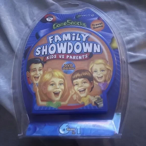 Game Snacks Family Showdown Kids VS Parents DVd Trivia 6 Games In 1 y2k vintage