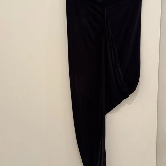 Black asymmetrical, cotton wrap skirt by Alo. Size small. Lightweight cotton