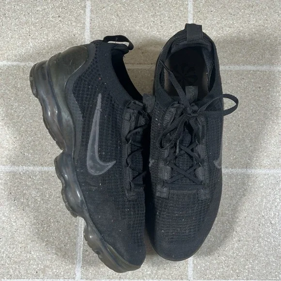 Nike Air VaporMax 2021 Flyknit Shoes Mens 10.5 Black Sneakers DH4084-001