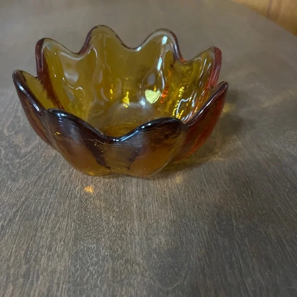 amber Colored lotus shaped Small bowl Candy Dish 5.5