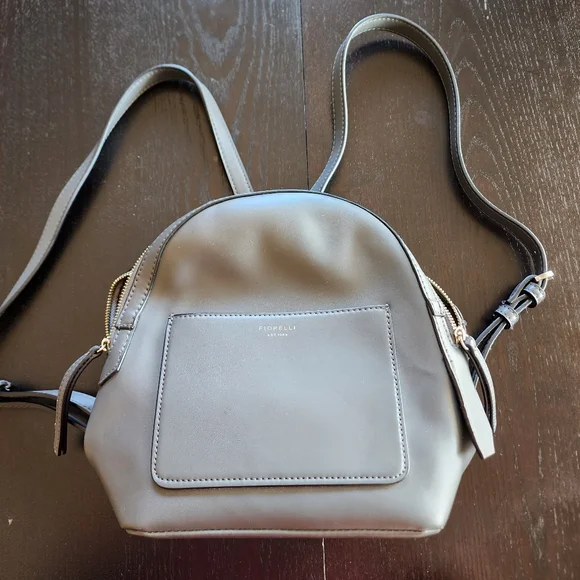 Fiorelli Backpack Handbag Purse Gray Classic Feminine Preppy Y2K 90's Minimalist