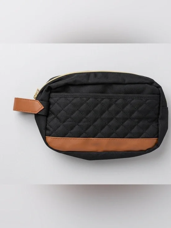 Medium Unbranded Black Quilted Cosmetic Holder - NWOT