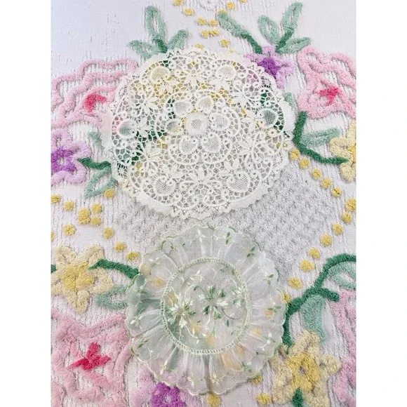 Vintage Lace Doily Set Cream Battenberg Lace & Green Embroidered Organza 2pc