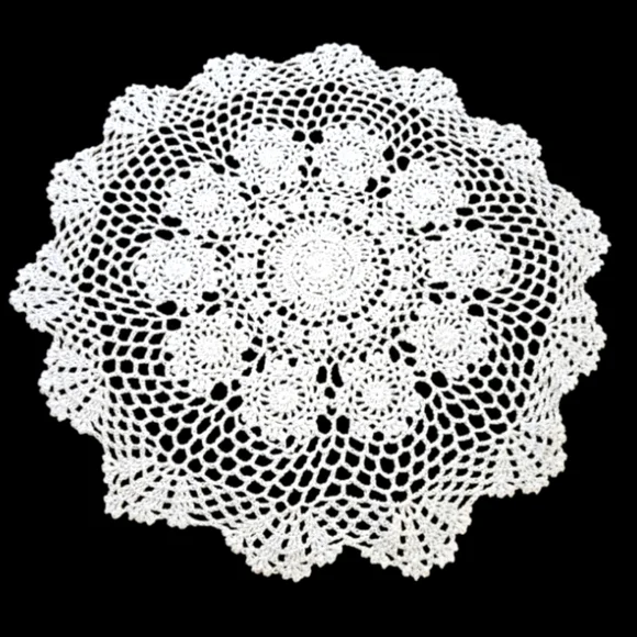 Handmade Crochet Flower Wall Decor Hancrafted Doily Retro Round White Placemat