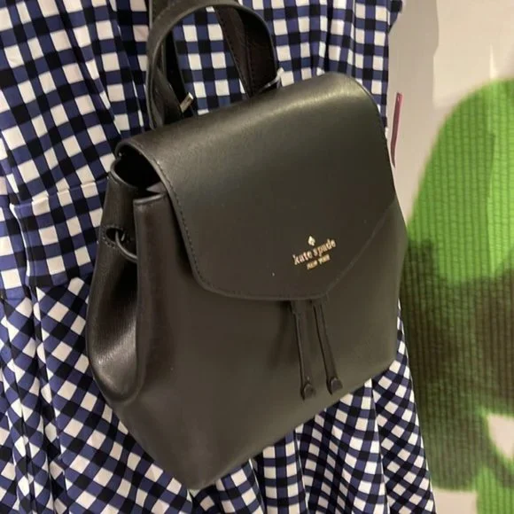 Kate Spade Lizzie Medium Flap Backpack Black