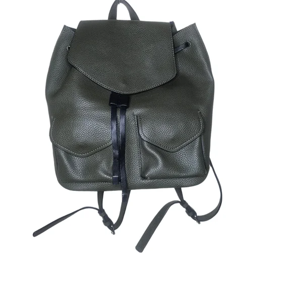 Zara women's green/black two pockets backpack