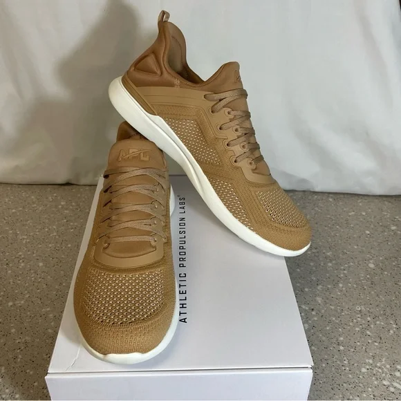 New Men’s APL TechLoom Tracer Size 11.5 Athletic Propulsion Labs in Tan / Ivory