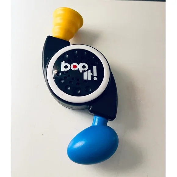 Bop It! Handheld Electronic‎ Game Black Yellow Blue Retro Kids Toy