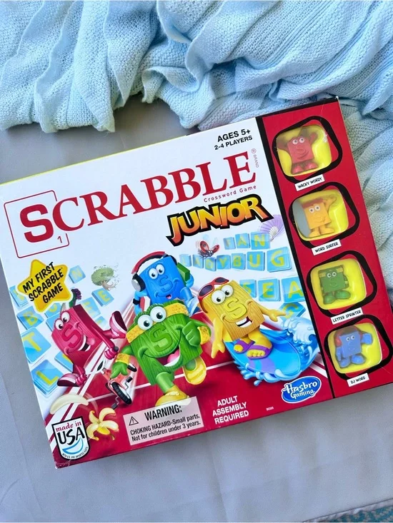 Hasbro Scrabble Junior Board Game with Blue, Red, Green & Yellow Characters
