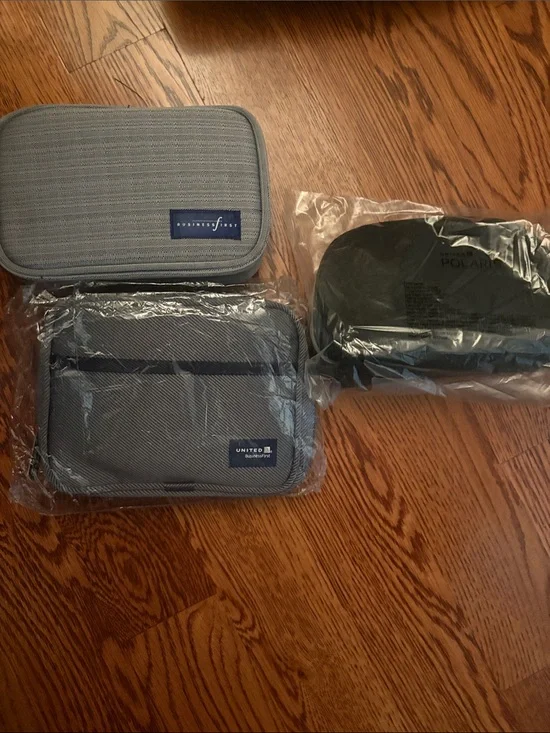 NEW SEALED 3x United Airlines Travel Set Amenity