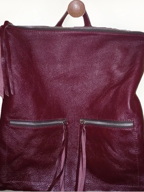 Women's Burgundy Leather Backpack Tote by Gianni Chiarini. The perfect NEUTRAL.