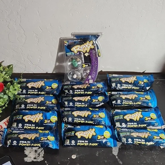 1 Pack Roxx Reflectorzz 12 3 Pk Mystery Stealth Power Paxx Series 1 Pack sealed